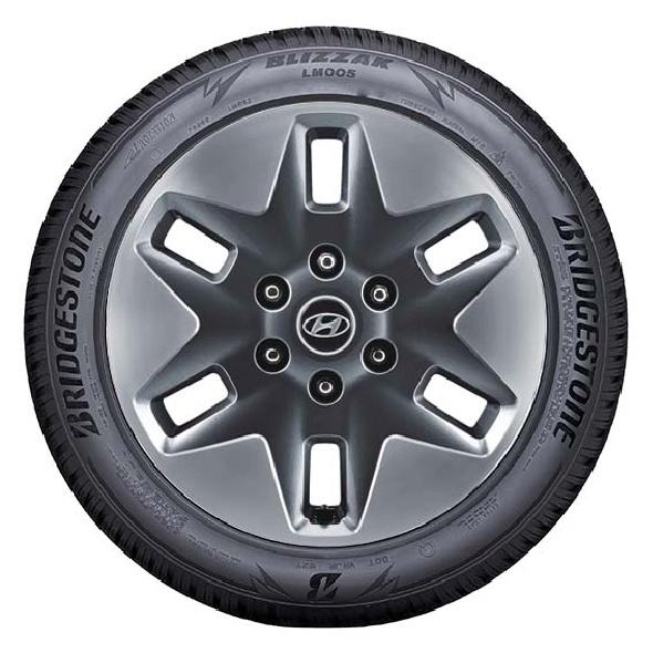 Bridgestone BLIZZAK LM005